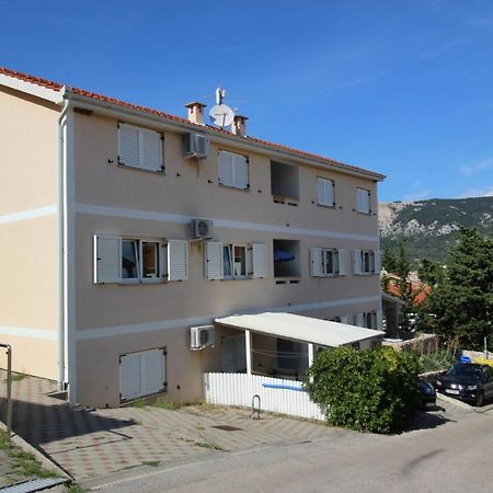 Apartments With A Parking Space Baska, Krk - 18794 Exterior photo